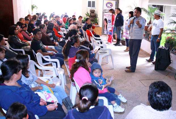 Ofrecen apoyo total a Justo Lozano trabajadores del Sindicato 7 de Mayo