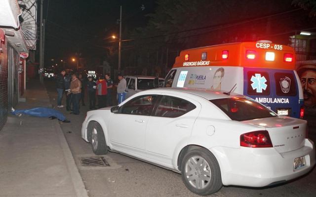 Se enfrentan policías y ladrones en La Loma; muere uno y atrapan a dos