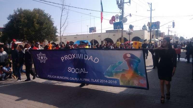 Con desfile cívico conmemora Calpulalpan inicio de la Revolución Mexicana