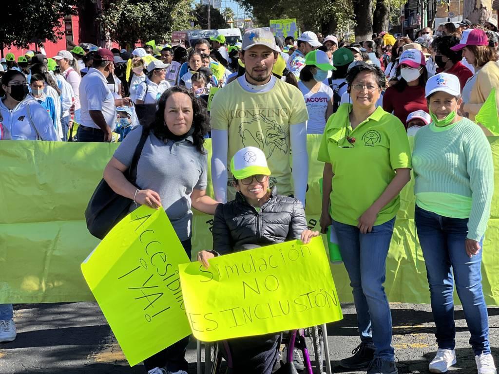 Realizan marcha por por el Día Internacional de las Personas con Discapacidad