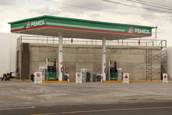 Tragedia latente de permanecer abierta gasolinera: Pobladores