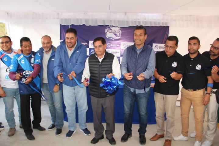 La Unidad Deportiva de Huactzinco abrió sus puertas a la academia de futbol Puebla F.C.
