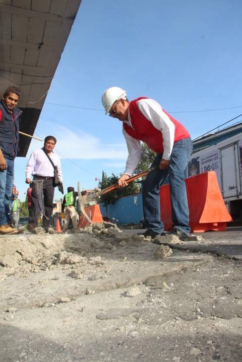 Alcalde mejora la infraestructura básica de la calle 16 de septiembre