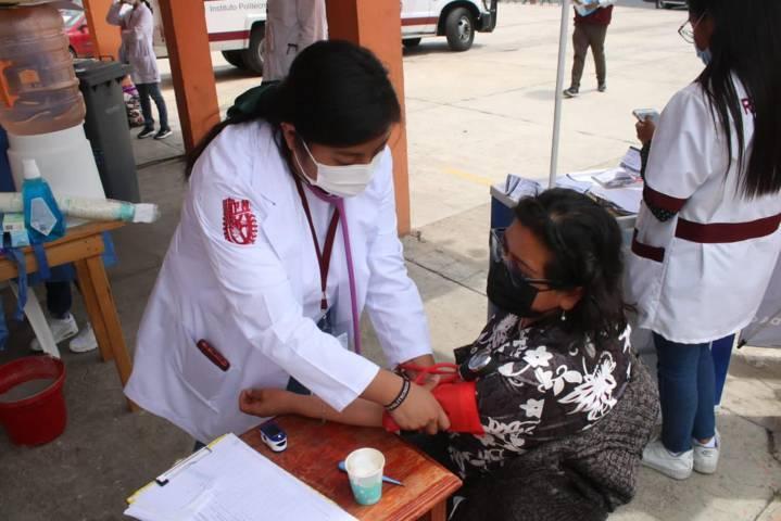 Llegaron las Brigadas de Salud del IPN a Chiautempan 