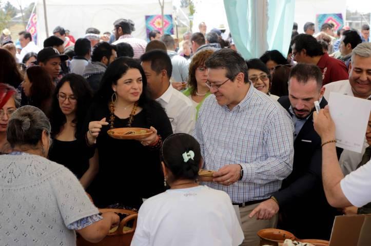 Inauguran Marco Mena y Alejandra Frausto programa nacional “Cultura Comunitaria”