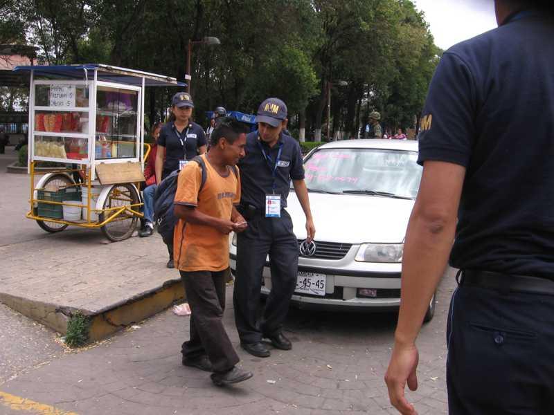 Arroja operativo Apizaco Seguro 8 ilegales detenidos