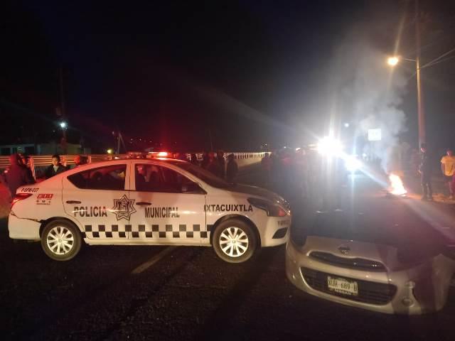 Tesorero borracho de Ixtacuixtla atropella a pareja en autopista Tlaxcala-San Martín