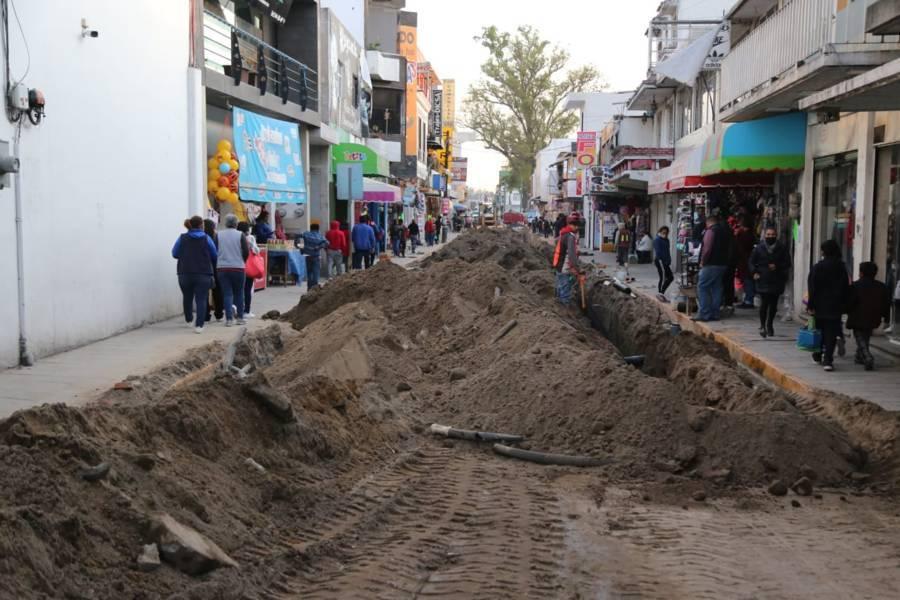 Por obras cierran calle Manuel Saldaña en Chiautempan 