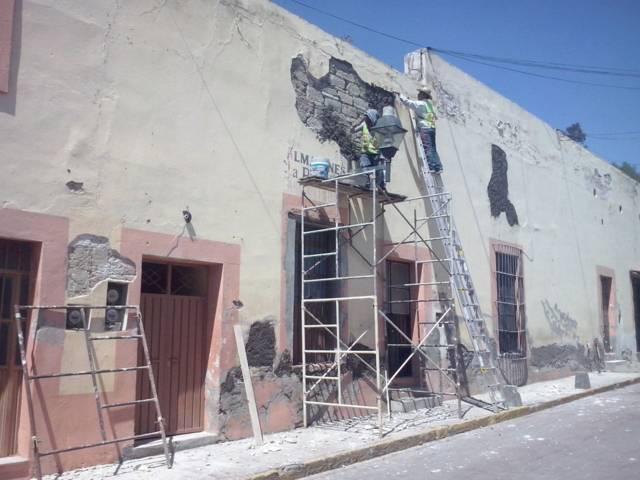 Rehabilita ayuntamiento de Tlaxcala fachadas en El Chapitel