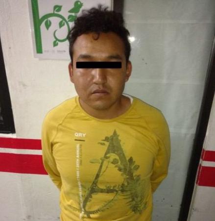 Policía municipal de Ixtacuixtla detienen a presunto narcomenudista