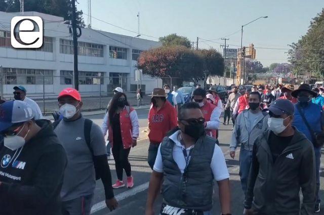 Alistan mega marcha maestros del SNTE por calles del Centro