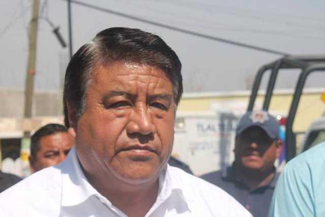 Alcalde Picapiedra corre a su director de seguridad, era corrupto como él