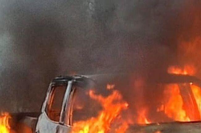 Talamontes incendian una camioneta de la PROFEPA durante un operativo