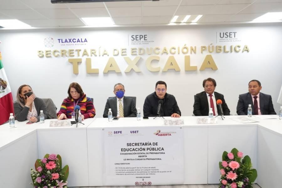 Realiza Tlaxcala primera entrega de certificados electrónicos 
