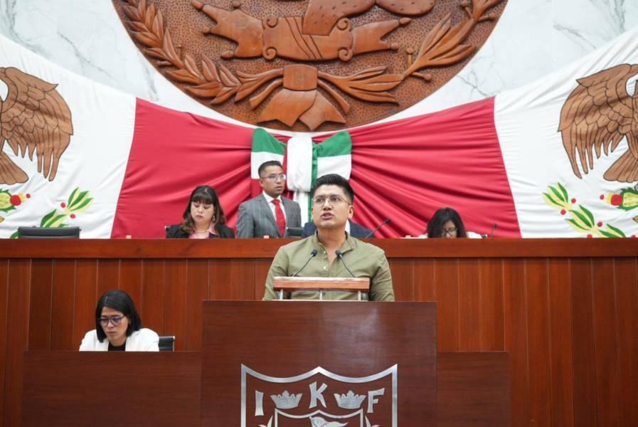 Propone Miguel Ángel Covarrubias quitar la Palabra Palacio al recinto oficial del Poder Legislativo