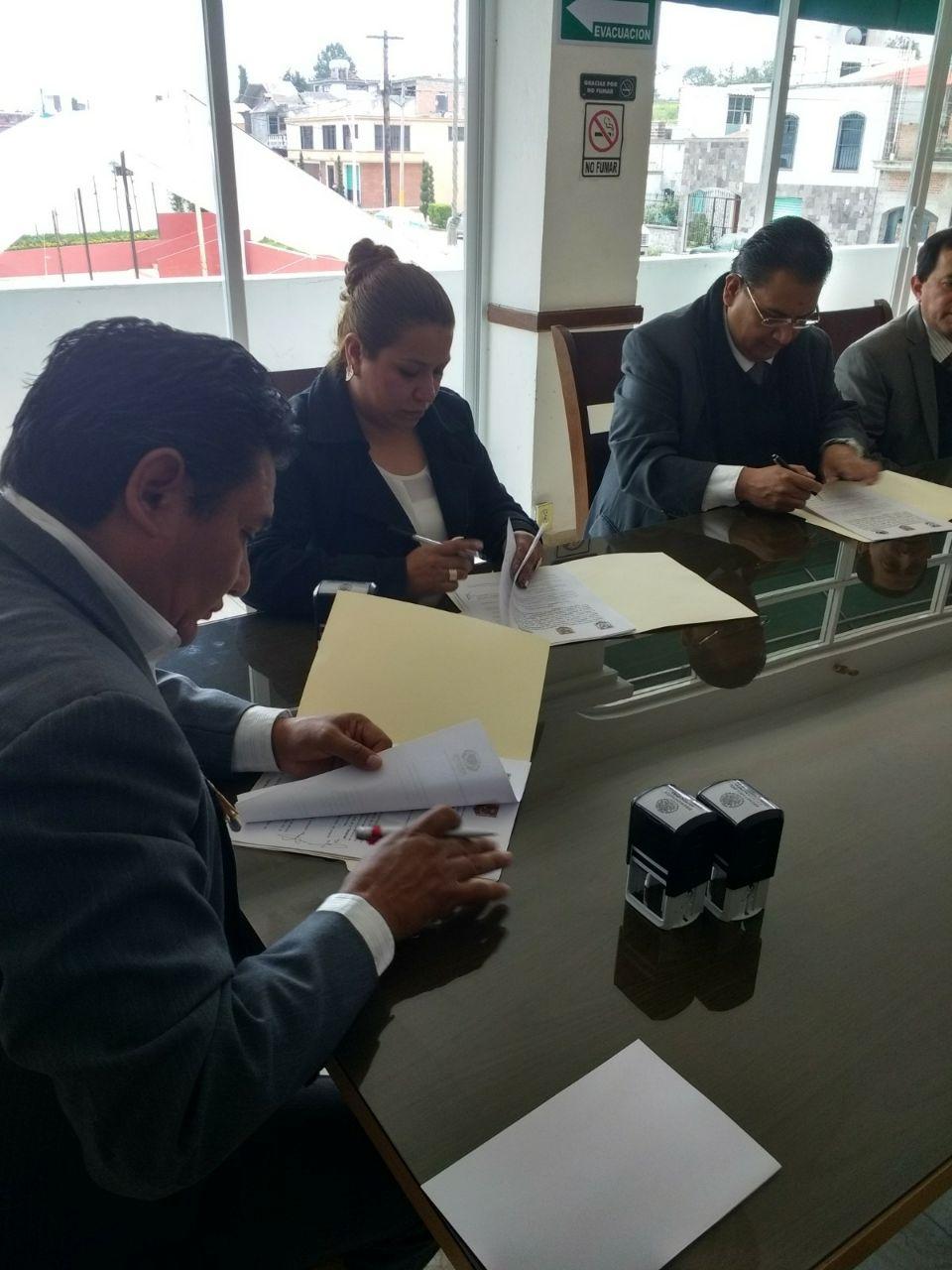 H. Ayuntamiento de Tzompantepec y UAT firman convenio