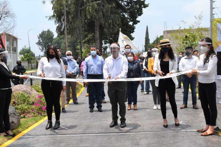 Andador peatonal en Zacatelco , un compromiso cumplido por el presidente Orea