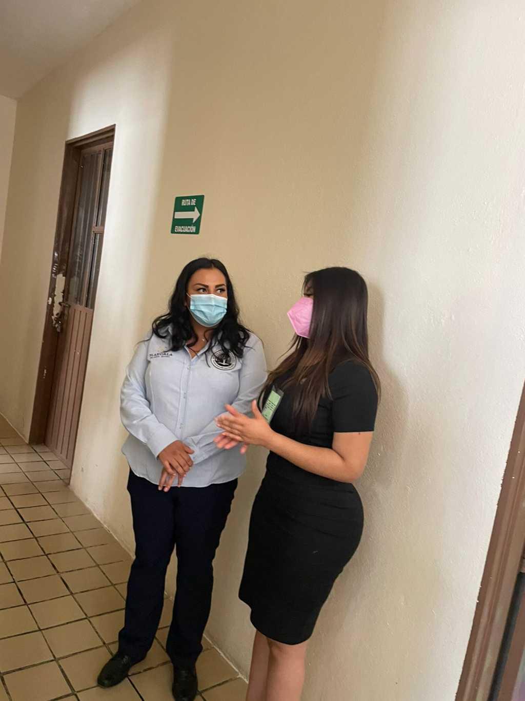 Lorena Ruiz lleva servicios de salud y asesoría a internas del Cereso femenil