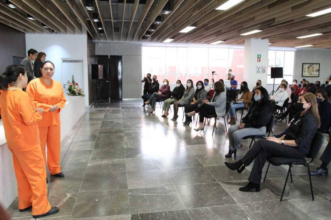 Concientizan los TSJ de Tlaxcala y Morelos sobre equidad de género con una obra de teatro  