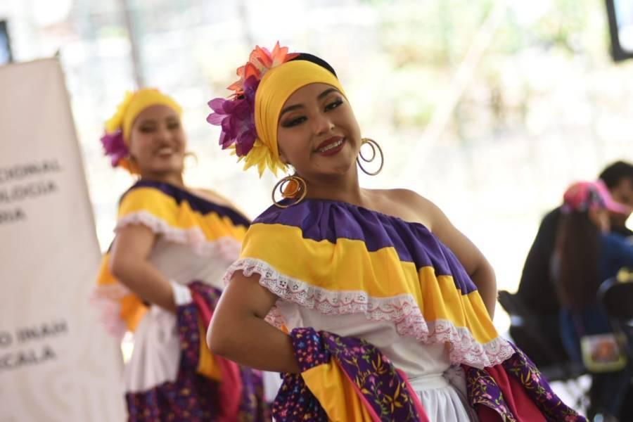 Realizan Caranava cultural en Tepeyanco