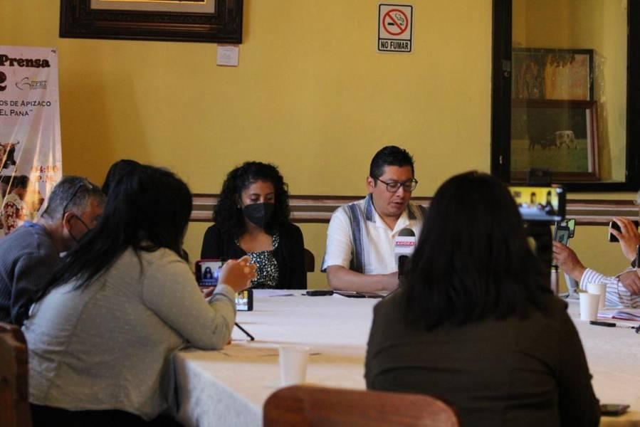 Presenta la unión de periodistas del estado de Tlaxcala, convocatoria para premio estatal 