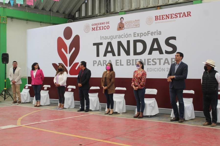 Inauguración de la Expo feria ¨Tandas para el Bienestar¨ en Amaxac 