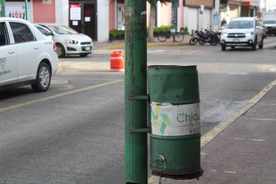 Denuncian falta de botes de basura en Chiautempan 