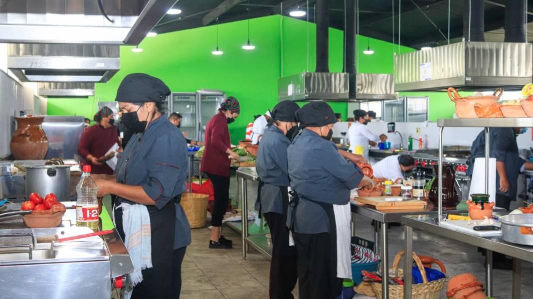 Realiza Icatlax concurso gastronómico en las categorías de creación y rescate