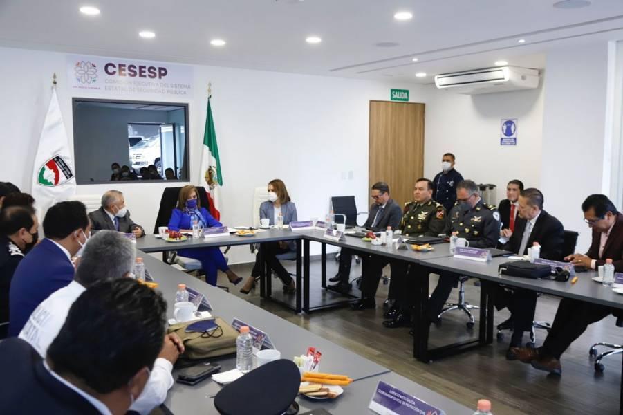 Fortalecerán Gobernadora Lorena Cuéllar y Clara Luz Flores trabajo conjunto en materia de seguridad 