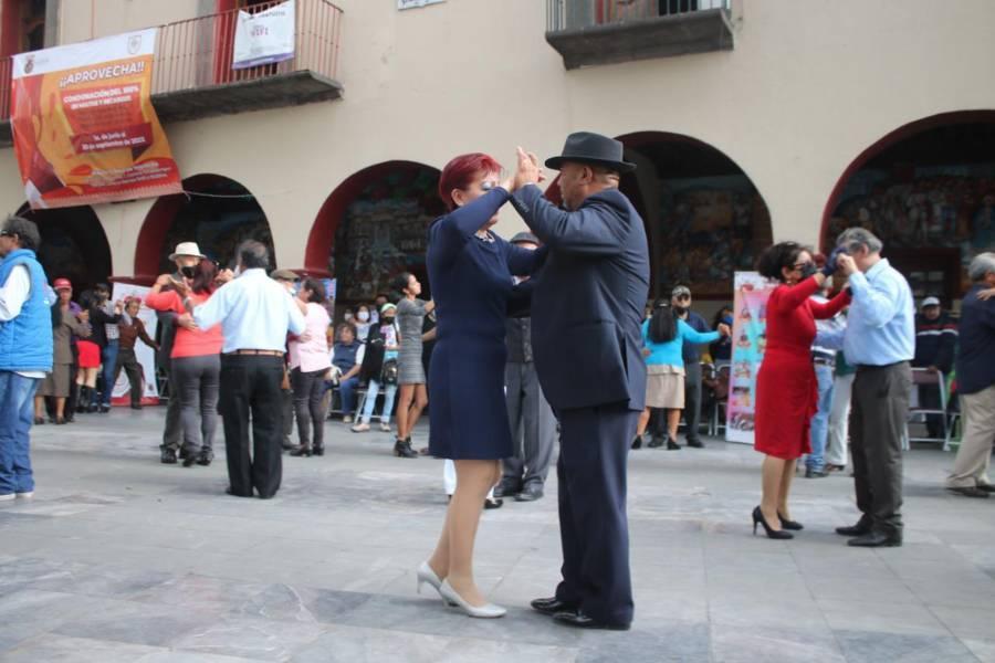 Gran “Viernes de Danzón”, se vivió en Chiautempan 