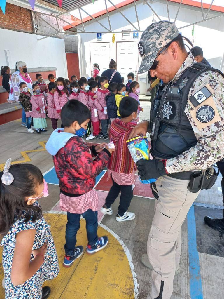 Policía de Apizaco más cerca de las escuelas; imparten pláticas en preescolar