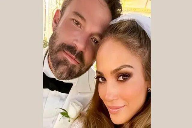 Jennifer Lopez se cambia el apellido por su actual esposo