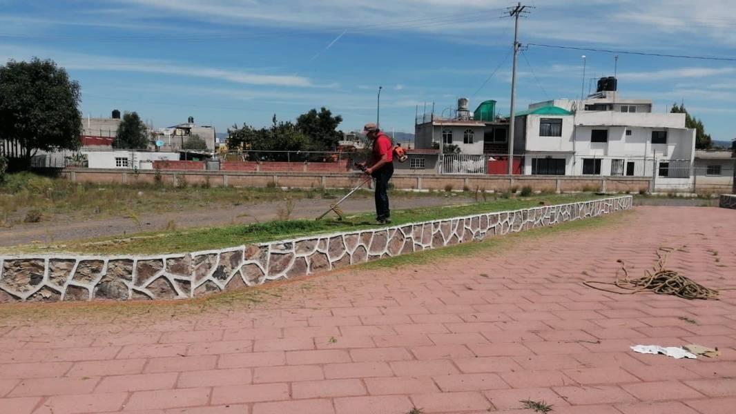 Realiza Ayuntamiento de Chiautempan trabajos de imagen urbana en Recinto Ferial y calles aledañas 