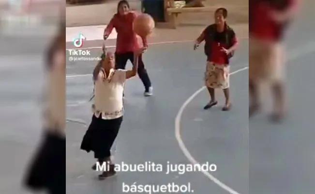 Una abuelita se vuelve popular en TikTok al jugar al básquet