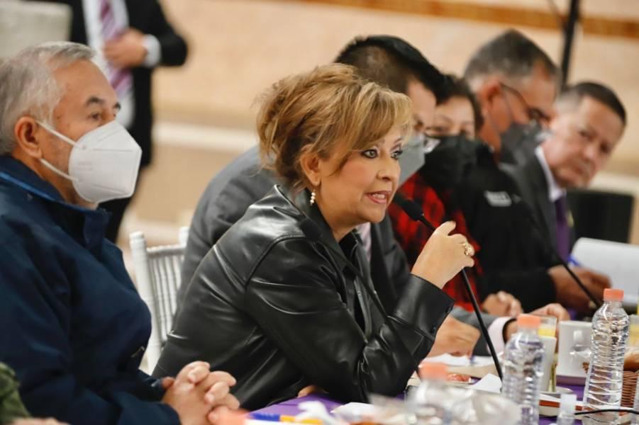 Exhortó Lorena Cuéllar a alcaldes a trabajar para mantener la paz