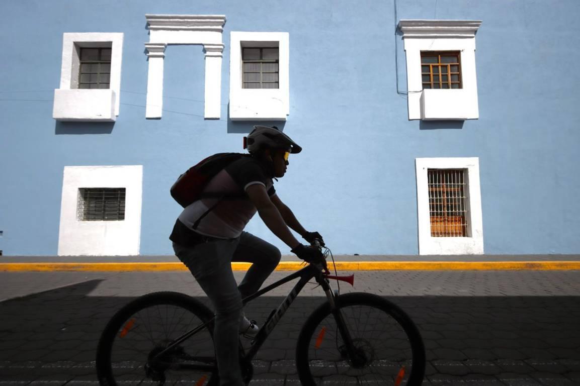 Falta de cultura vial atenta contra ciclistas de la capital