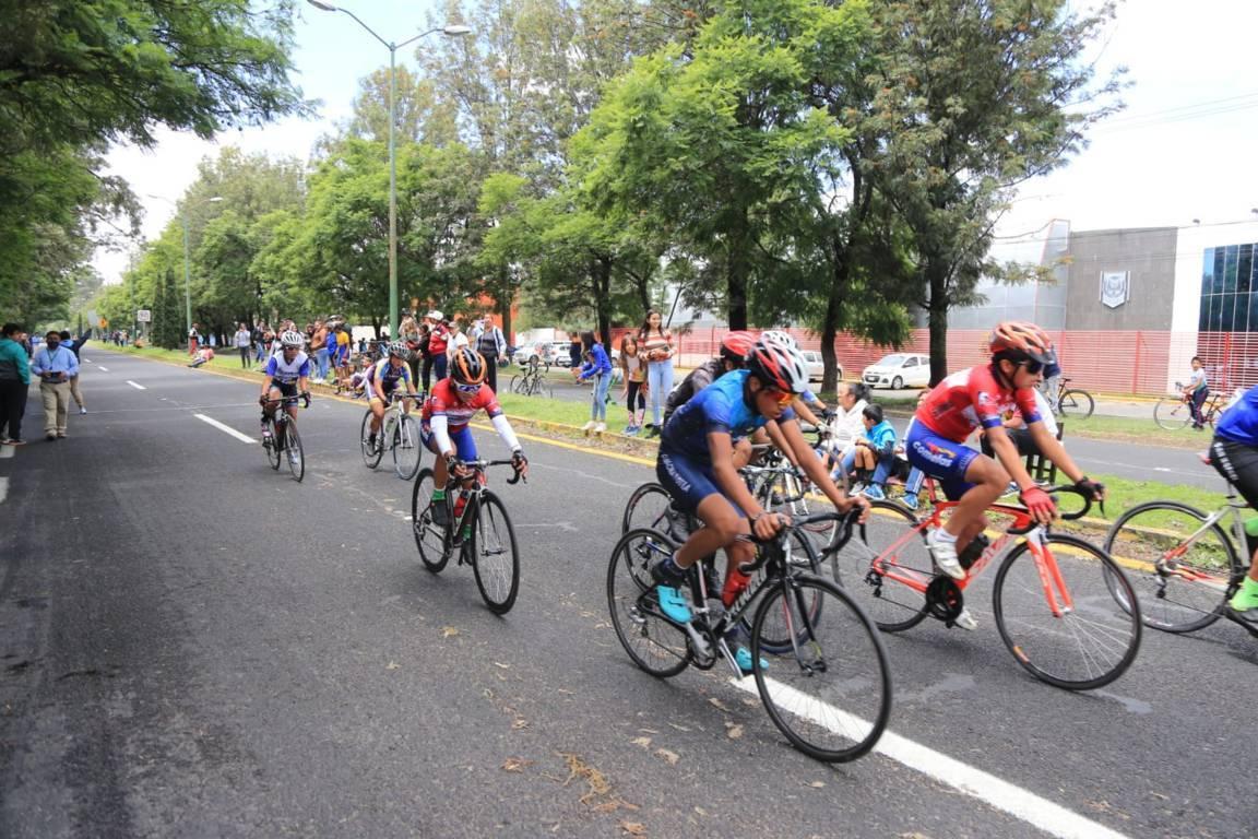 Se preparan jóvenes ciclistas tlaxcaltecas rumbo a regional en el Estado de México 