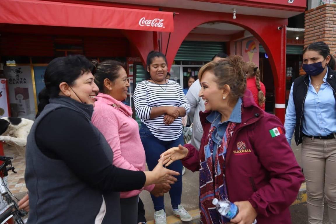 Encabezó Lorena Cuéllar arranque de obras carreteras en Tlaxco y Terrenate