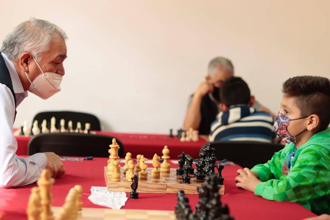Se imparte taller de ajedrez para niños en el museo Miguel N. Lira 