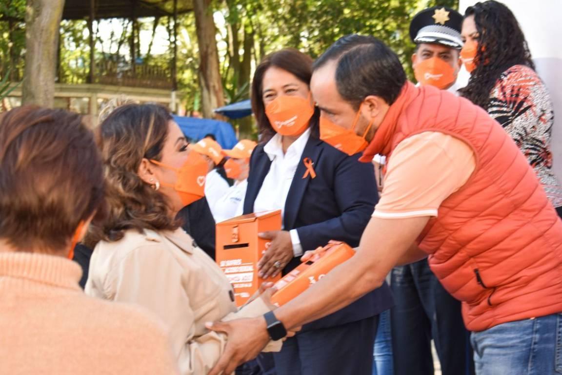 Entrega Gobierno de Apizaco “Buzón Naranja” en escuelas, para denunciar acoso 