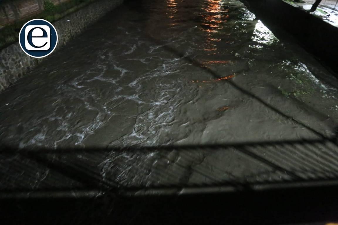Lluvias aumentan nivel del río Zahuapan en la capital 