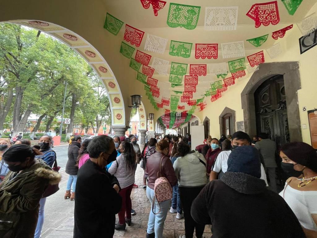 Se manifiestan comerciantes en el ayuntamiento de Tlaxcala