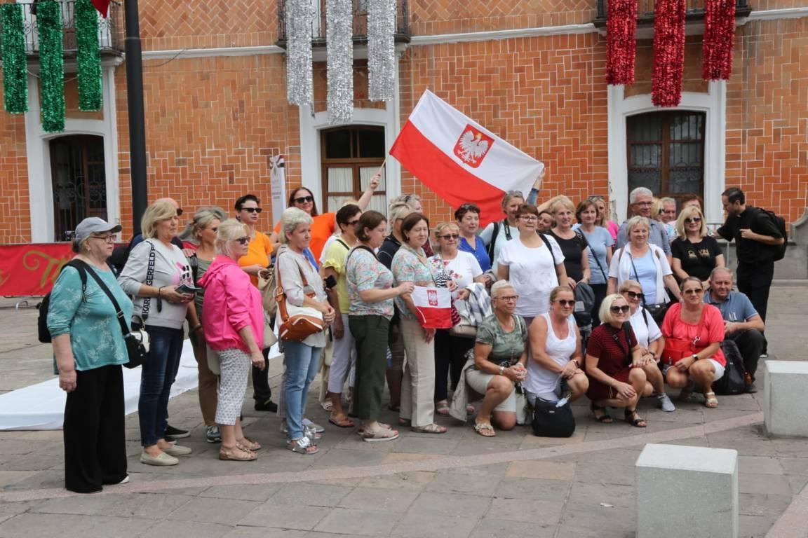 Turistas polacos visitan la capital 