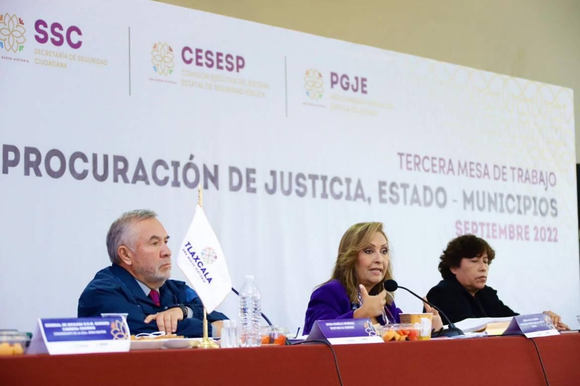 Firmó Lorena Cuéllar decreto para regular venta y consumo de alcohol en Tlaxcala 