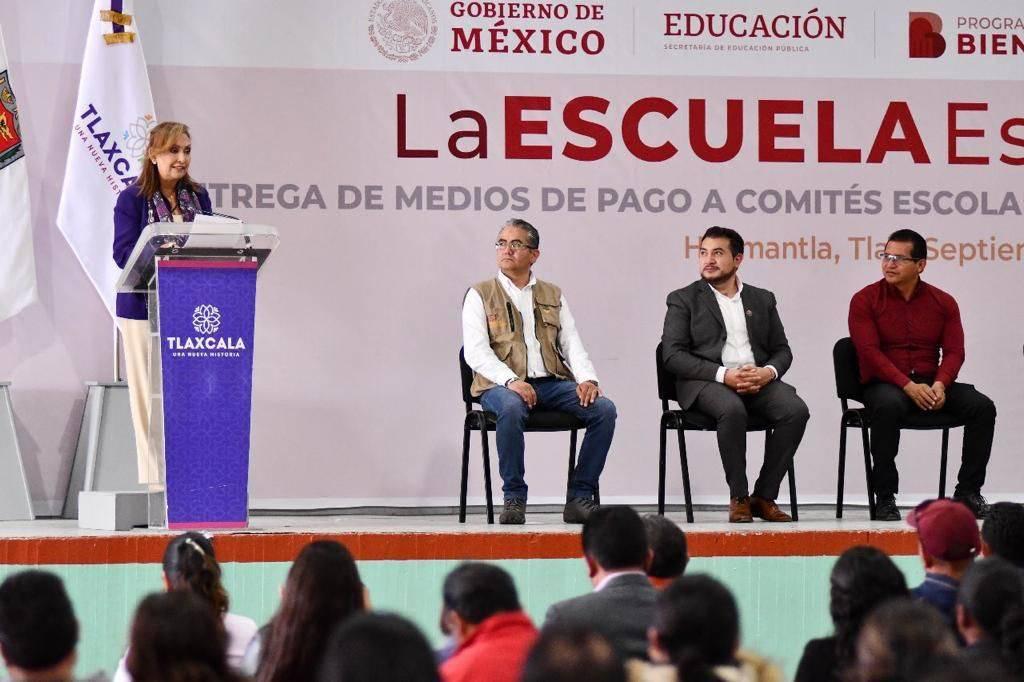 Trabajamos en mejorar las condiciones de estudio de los alumnos tlaxcaltecas: Santos Cedillo