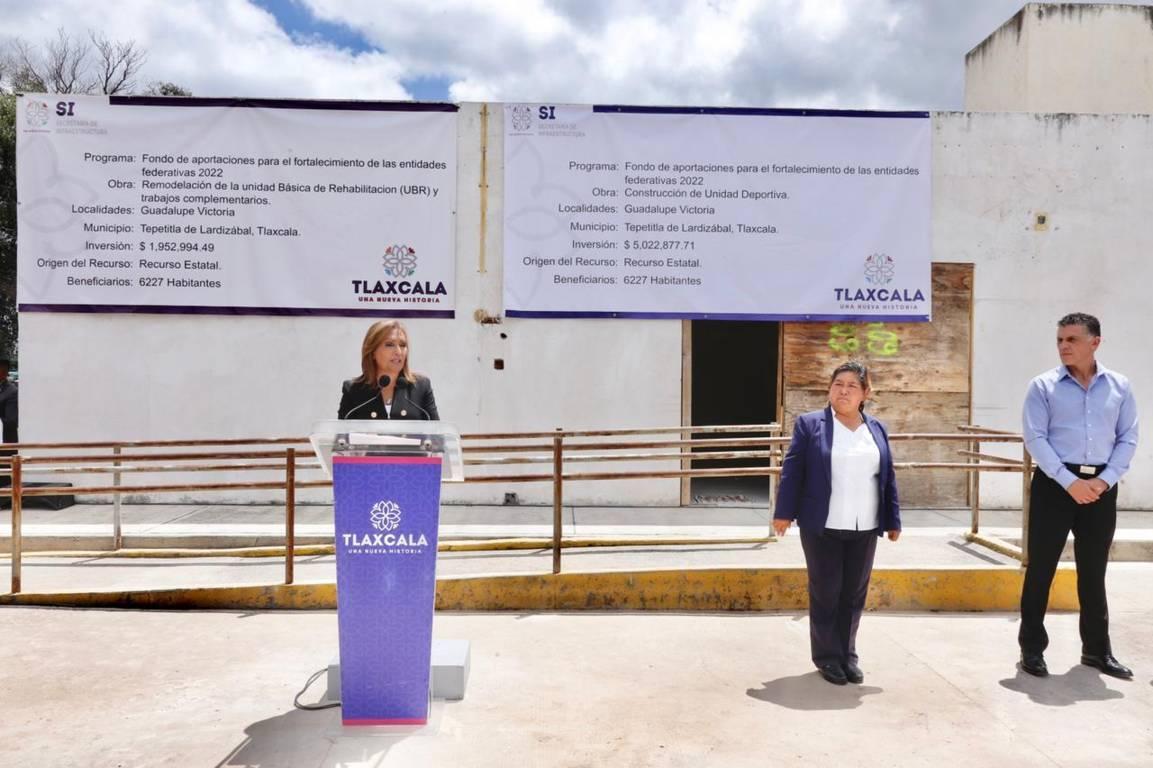 Beneficia Lorena Cuéllar a habitantes de Tepetitla con obras de impacto social