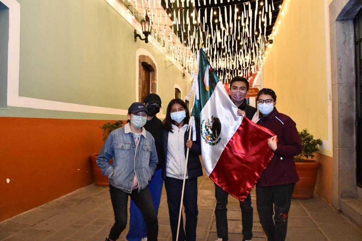 Familias huamantlecas vibran al grito de ¡Viva México!