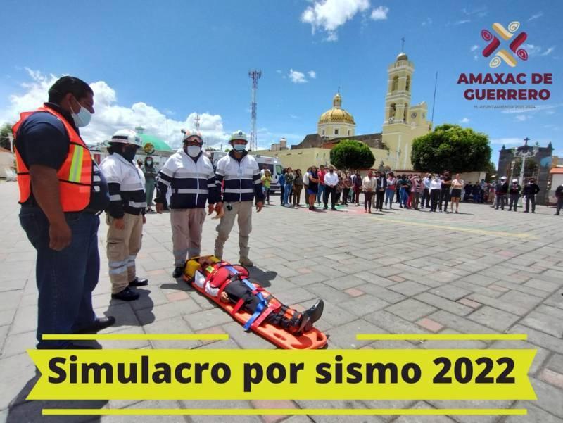 Con homenaje y simulacro, Amaxac conmemora los sismos 