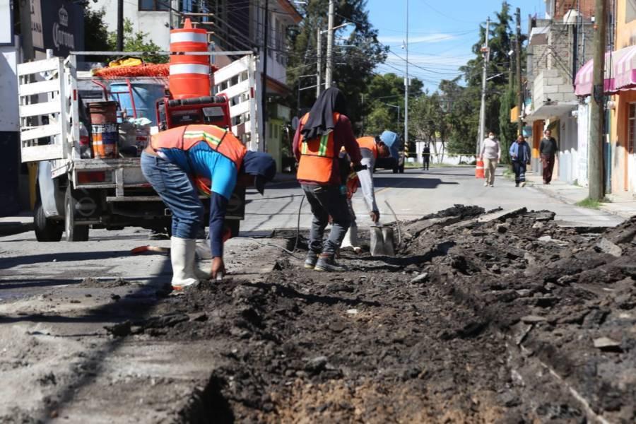 Cierran avenida Xicohténcatl de Acxotla del Río por cambio de drenaje 