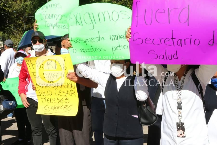 Comienza manifestación de trabajadores de la Salud frente a Palacio de Gobierno